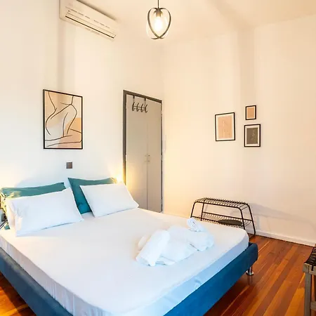 Myrtia Olive Hideaway - Rustic Retreat With Private Garden Holiday home