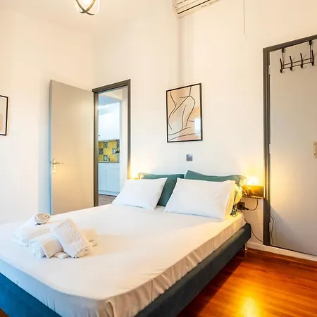 Myrtia Olive Hideaway - Rustic Retreat With Private Garden Feriehus Agios Ilias (Elis)