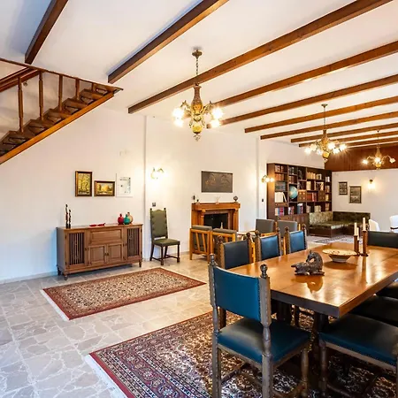 Holiday home Myrtia Olive Hideaway - Rustic Retreat With Private Garden *